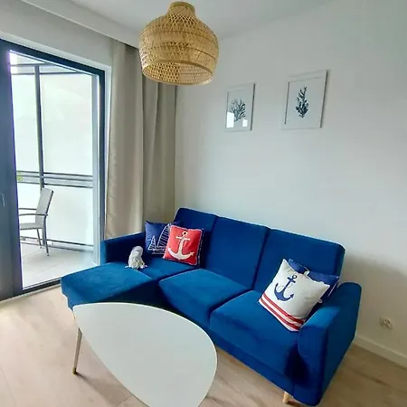 Apartamenty Ustronie Morskie Surfingbird アパート ウストロニエ・モルスキエ